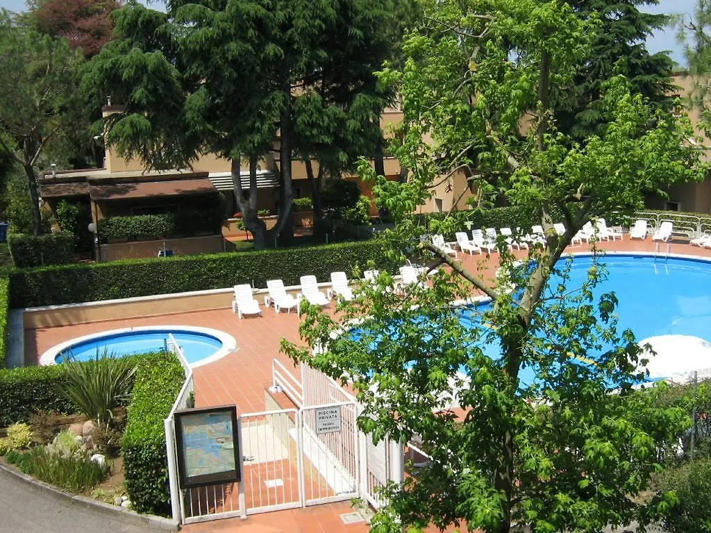 Residence La Madonnina Peschiera del Garda Apartment